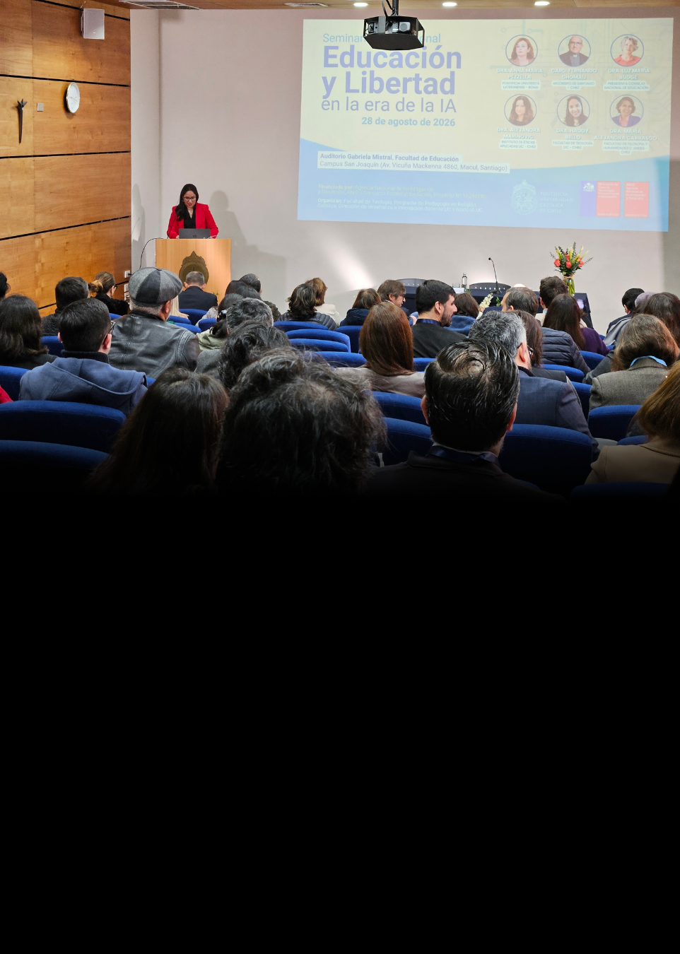 Seminario internacional abordó los desafíos de la educación y la libertad en la era de la inteligencia artificial